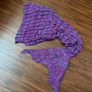 🧜🏼‍♀️ MERMAID TAIL Blanket - Purple & Blue